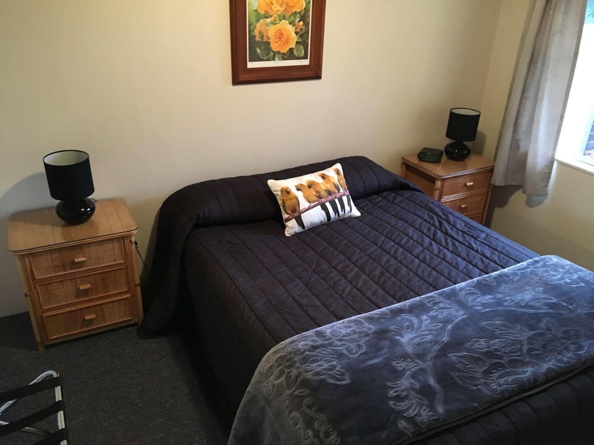 Mount View Motel Hawera Esterno foto